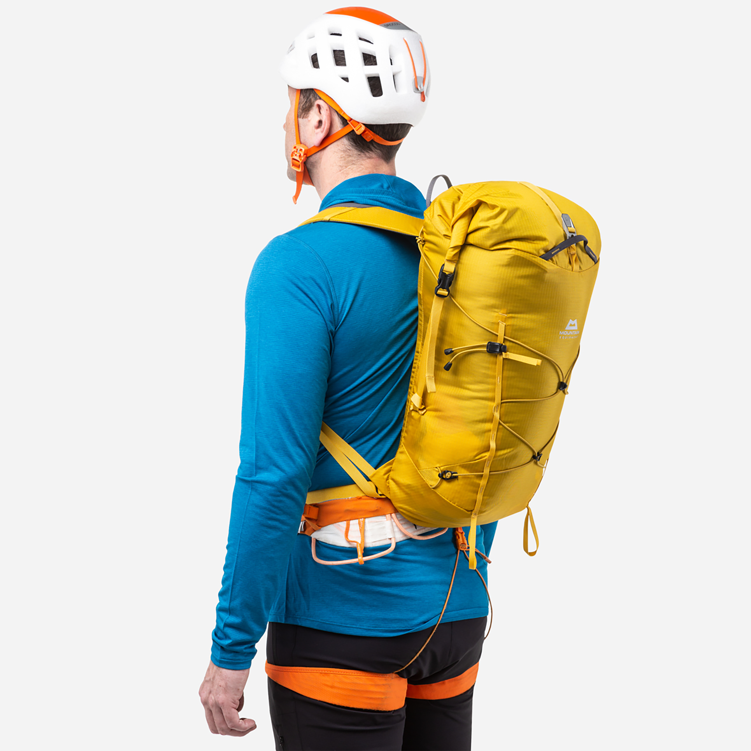 alternate::EVA composite shoulder straps and removable 20mm webbing hipbelt