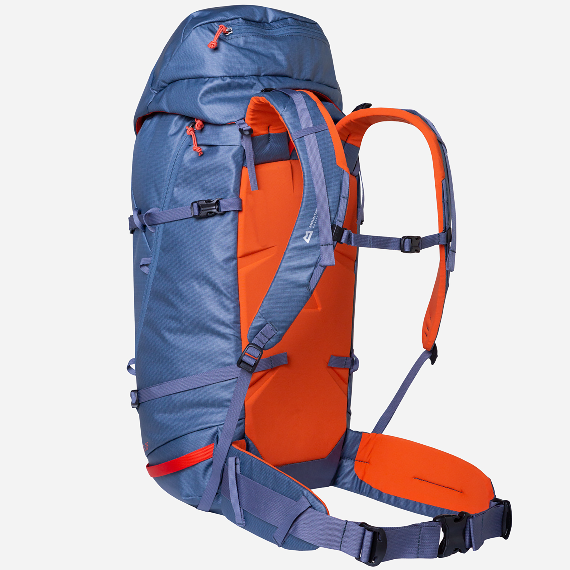 alternate::EVA composite shoulder straps and thermoformed back panel