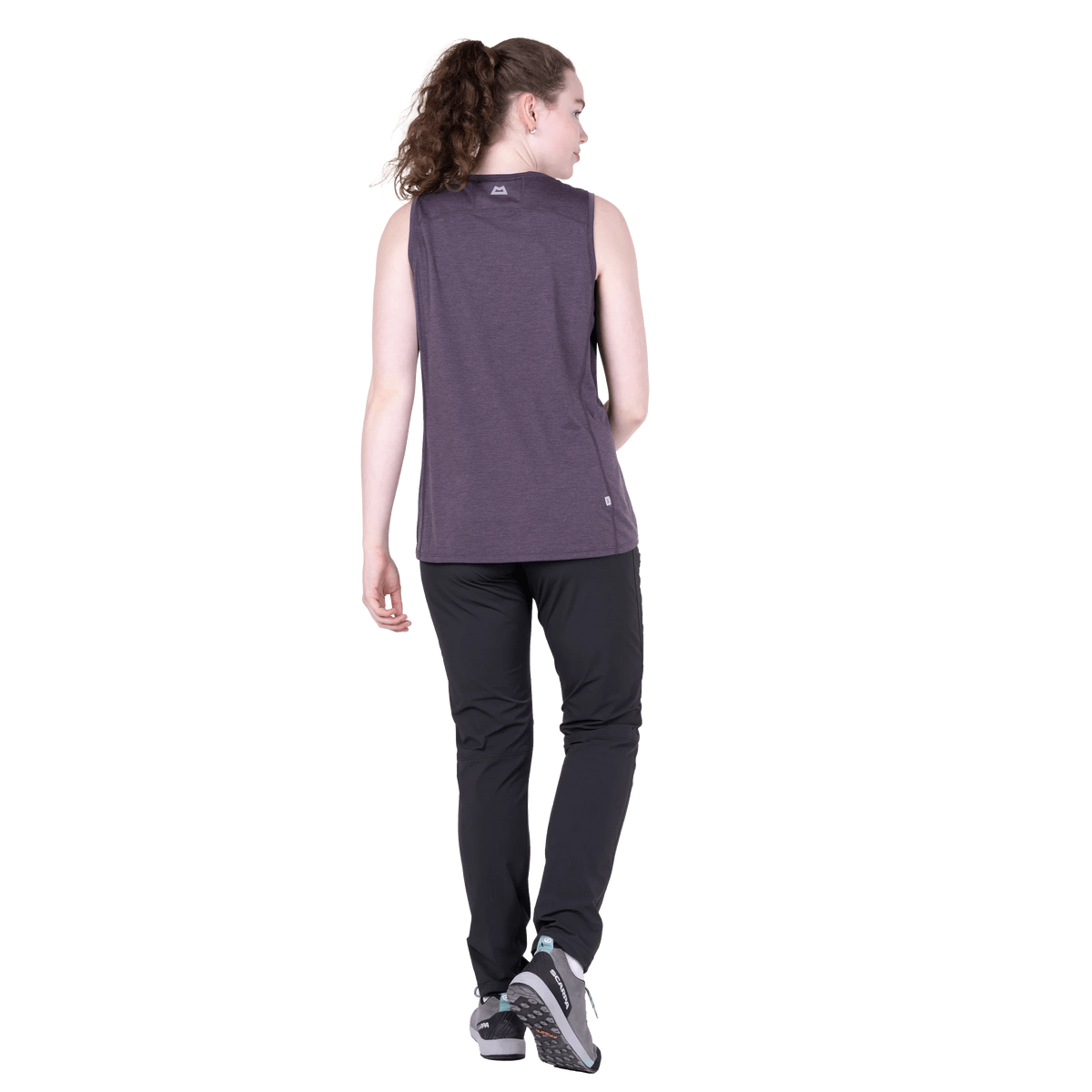 Me-01399 Nightshade,Me-02218 Vivid Blue,Me-02259 Butterscotch