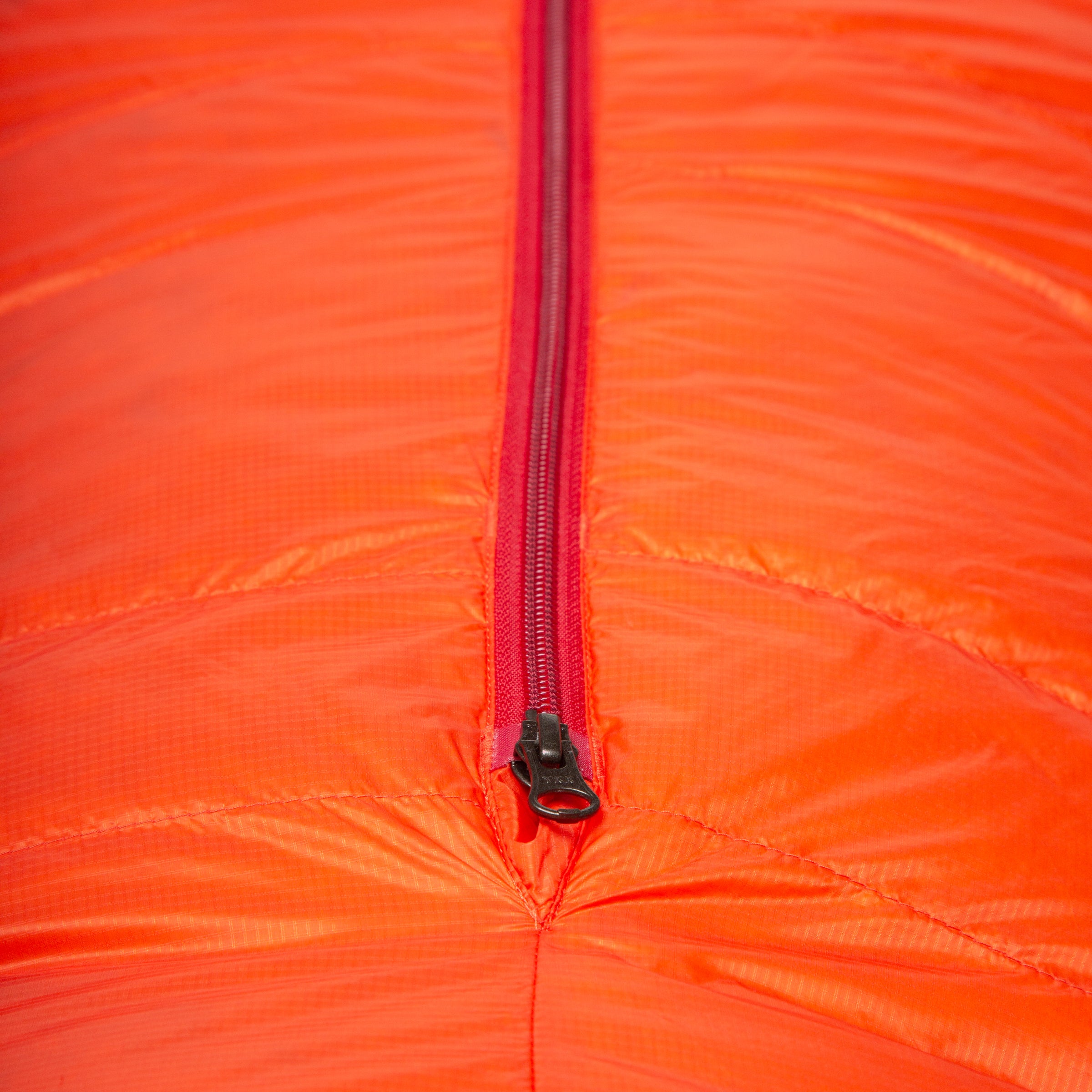 detail::DRILITE® LOFT 10D outer shell is ultra-light, highly breathable and water-resistant