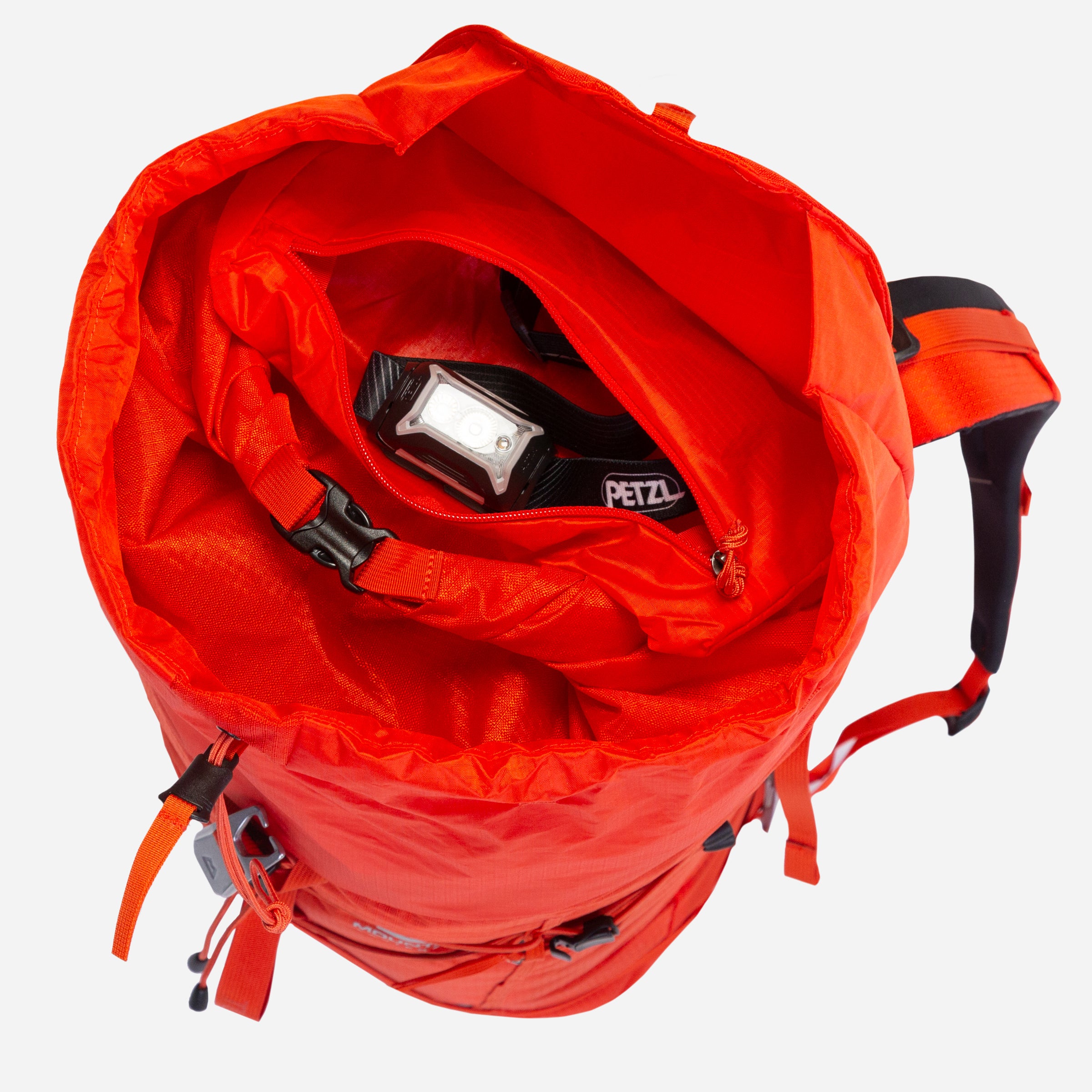 detail::Internal 'floating' accessories pocket; accesssible from inside or outside of pack